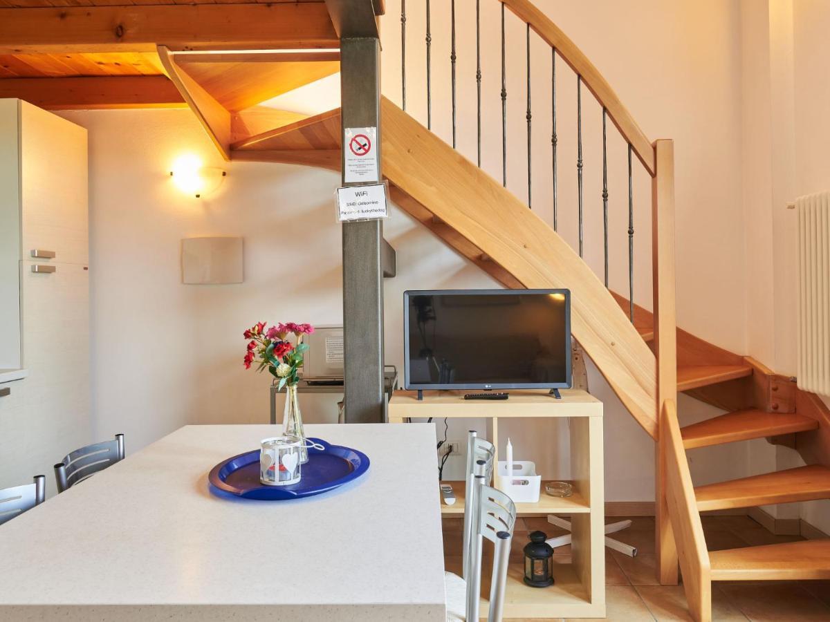 Holiday Home Gelsomino By Interhome Consiglio di Rumo Luaran gambar